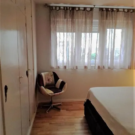Charming N - Experience Your Way Apartment