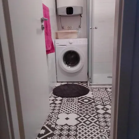 Charming N - Experience Your Way